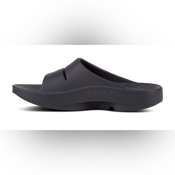 Oofos Men’s Ooahh Slide Sandal - Black Unisex Slide Women’s Sz 10/ Men’s 8